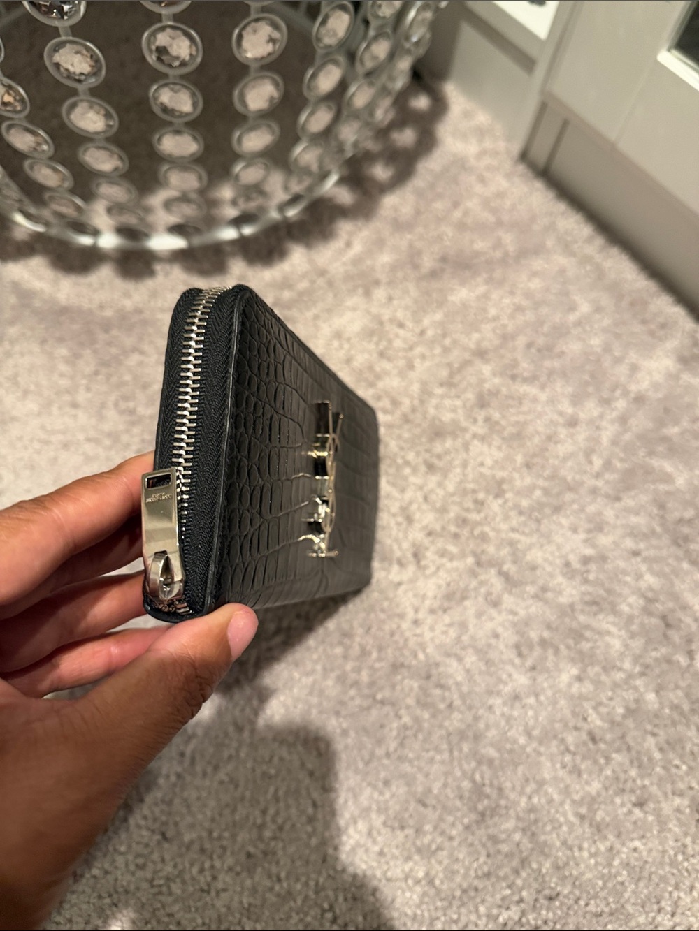 YSL Saint Laurent Black Croc-Embossed Zip Around Wallet with Silver YSL Logo - Picture 3 of 10